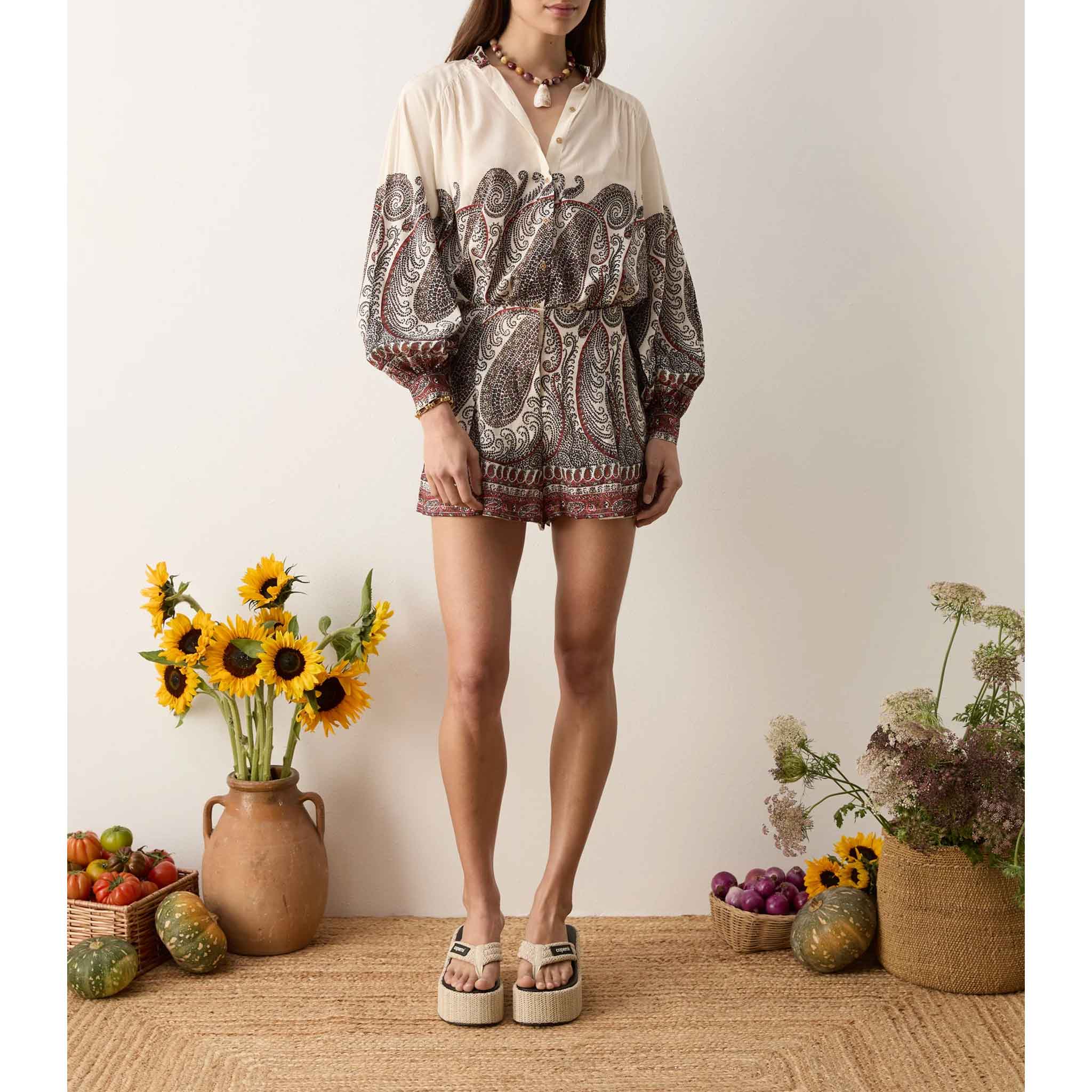 Cassia Tailored Short