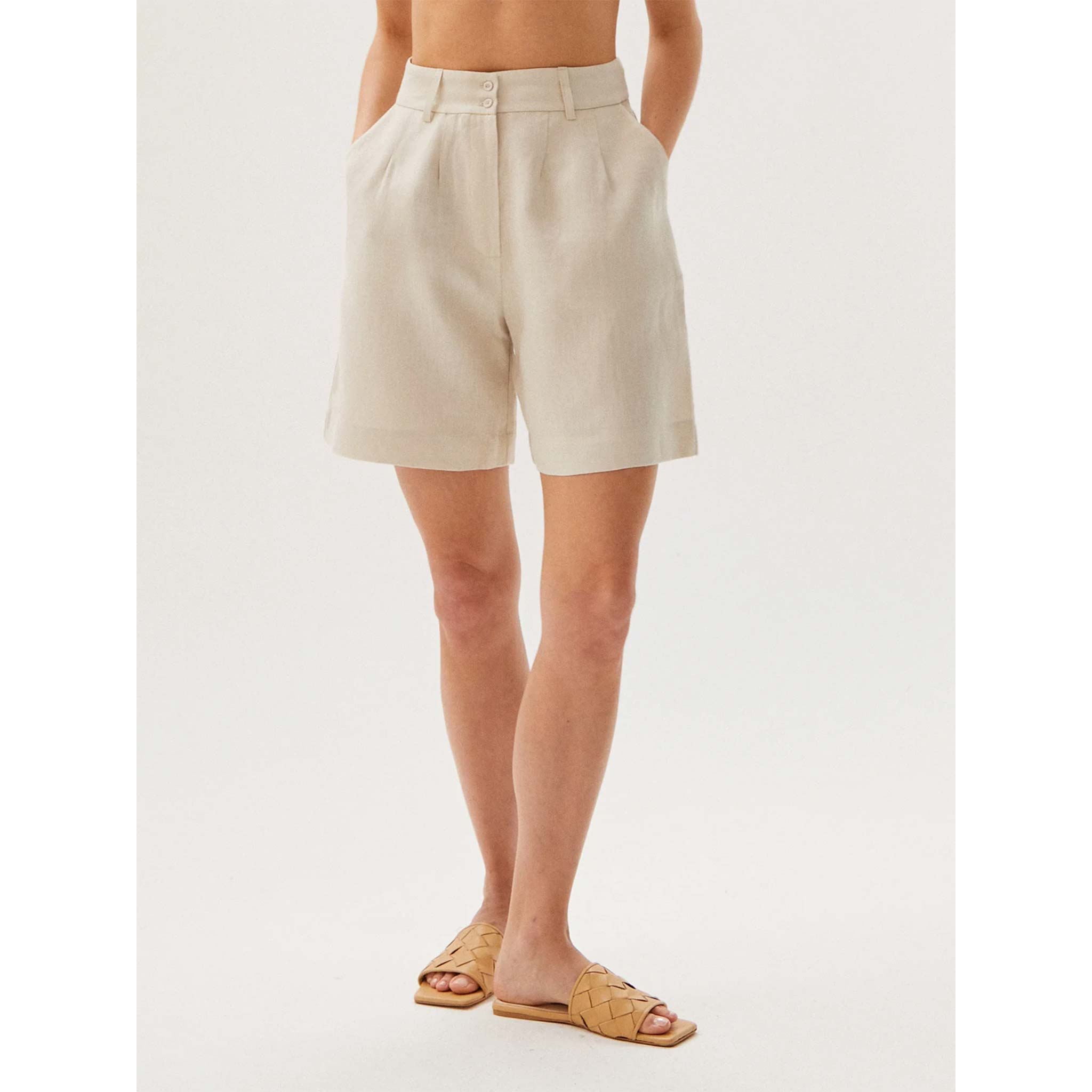 Cristina Shorts in Ivory