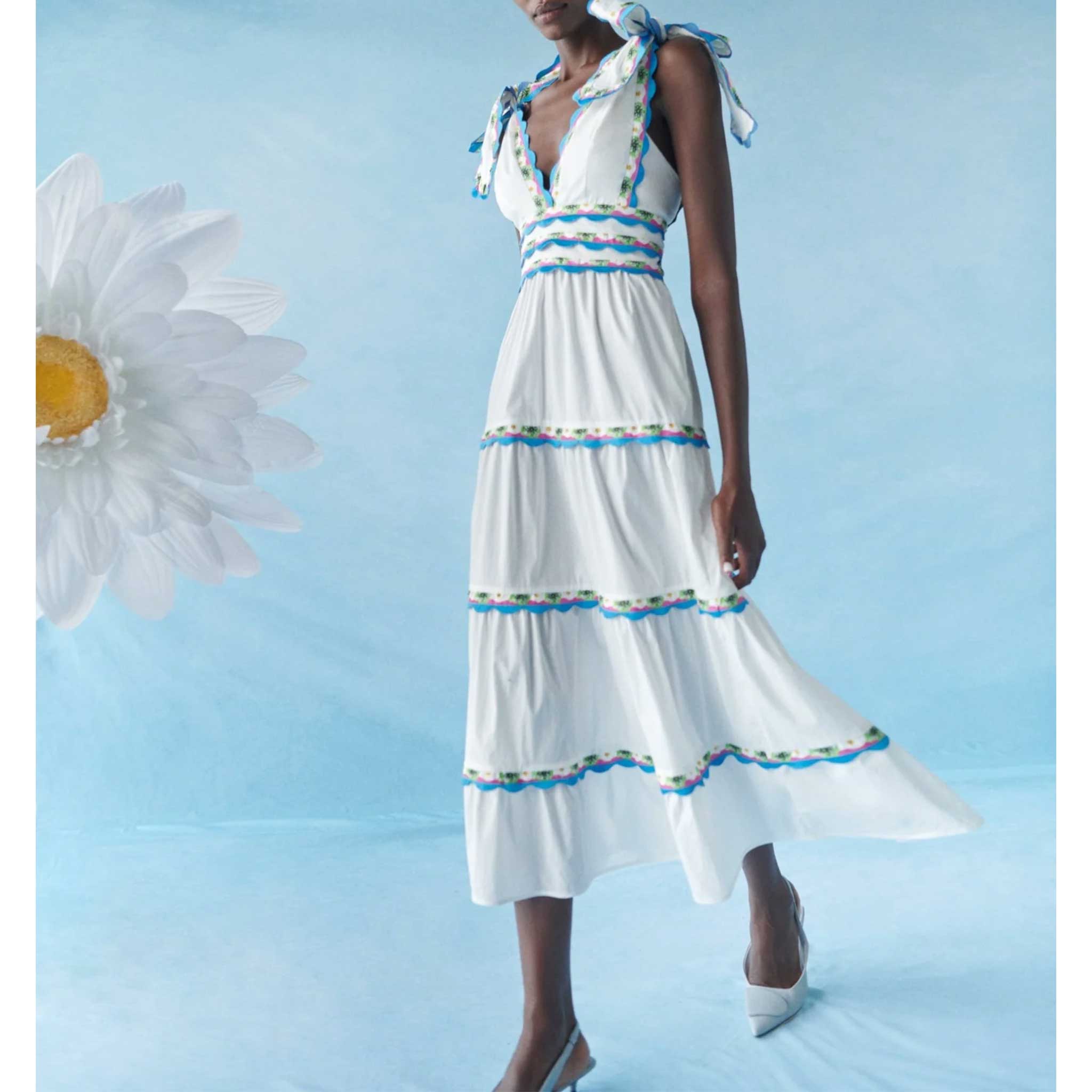 Chelili Dress in White