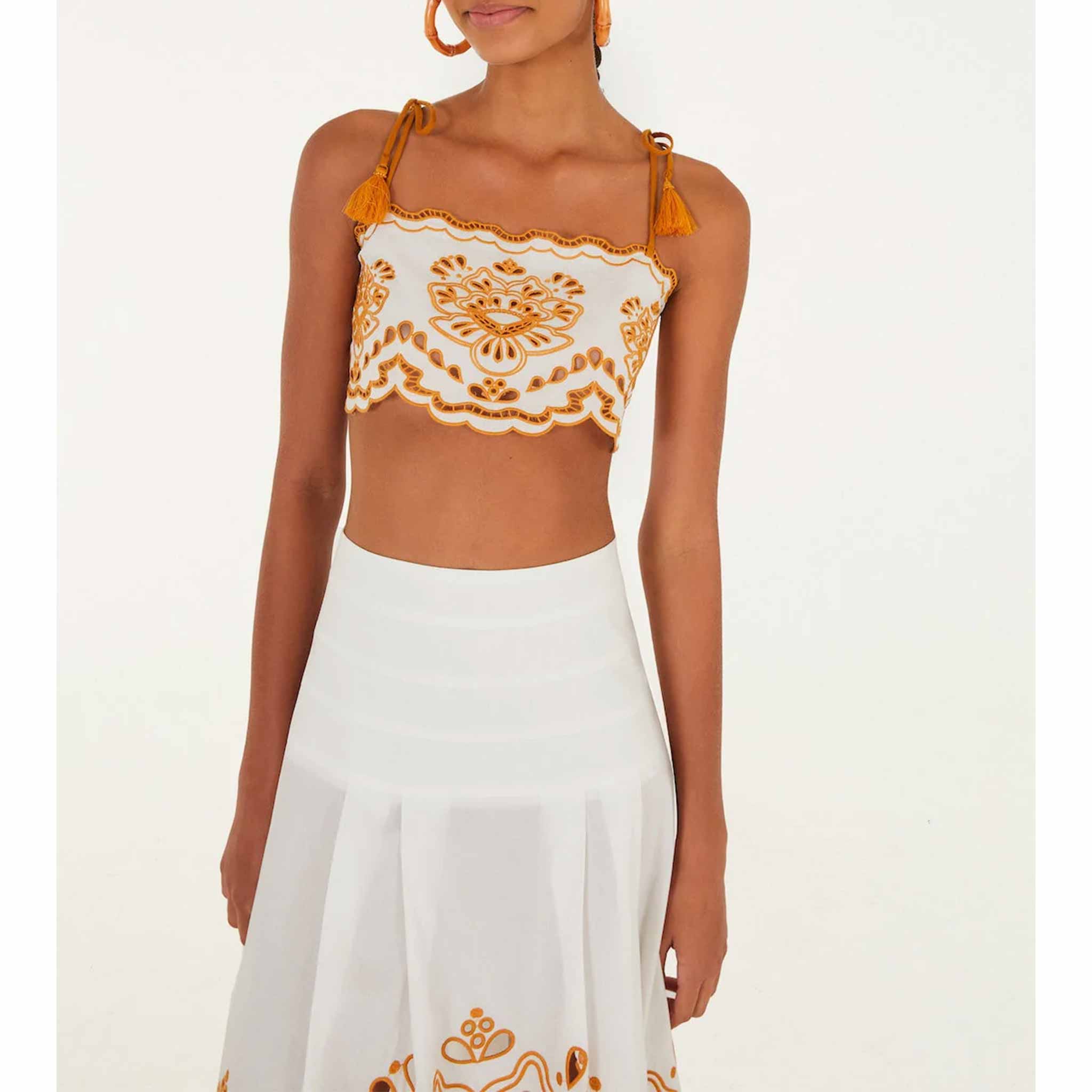 Tropi Embroidery Blouse