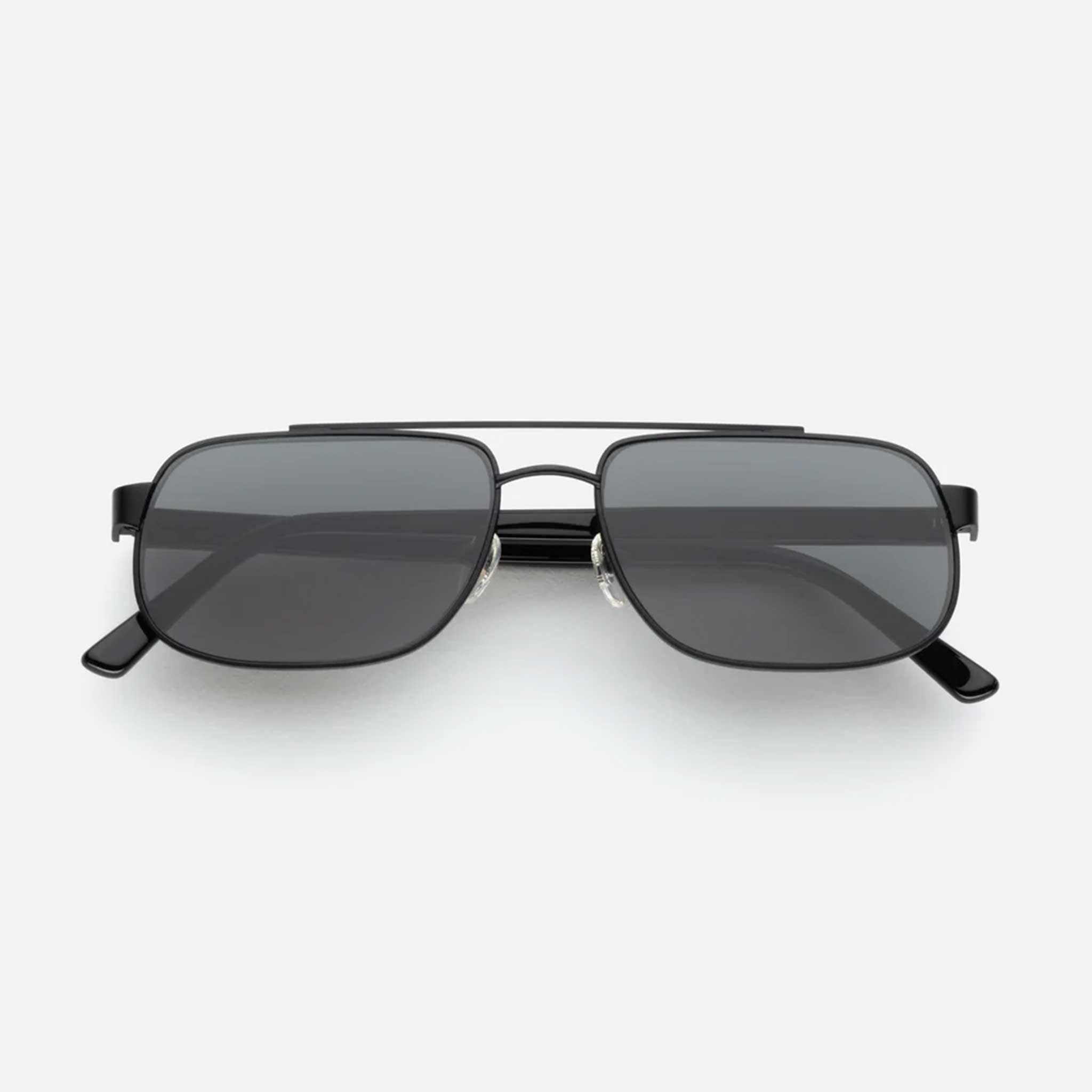 Evangeline Sunglasses in Black