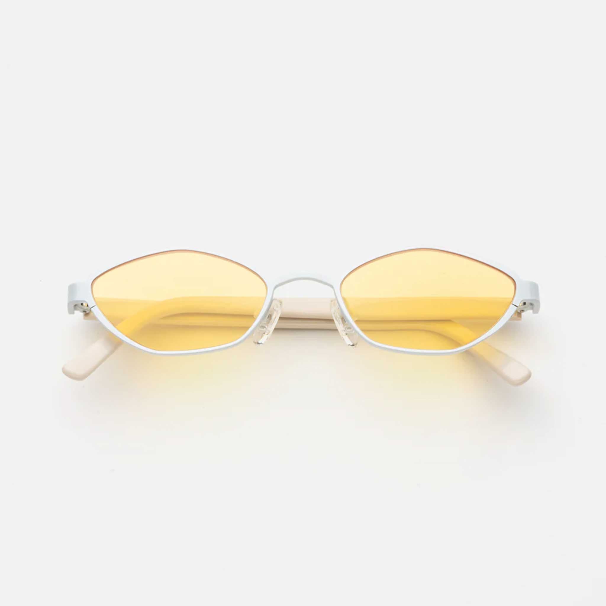 Farrah Sunglasses in Lemon
