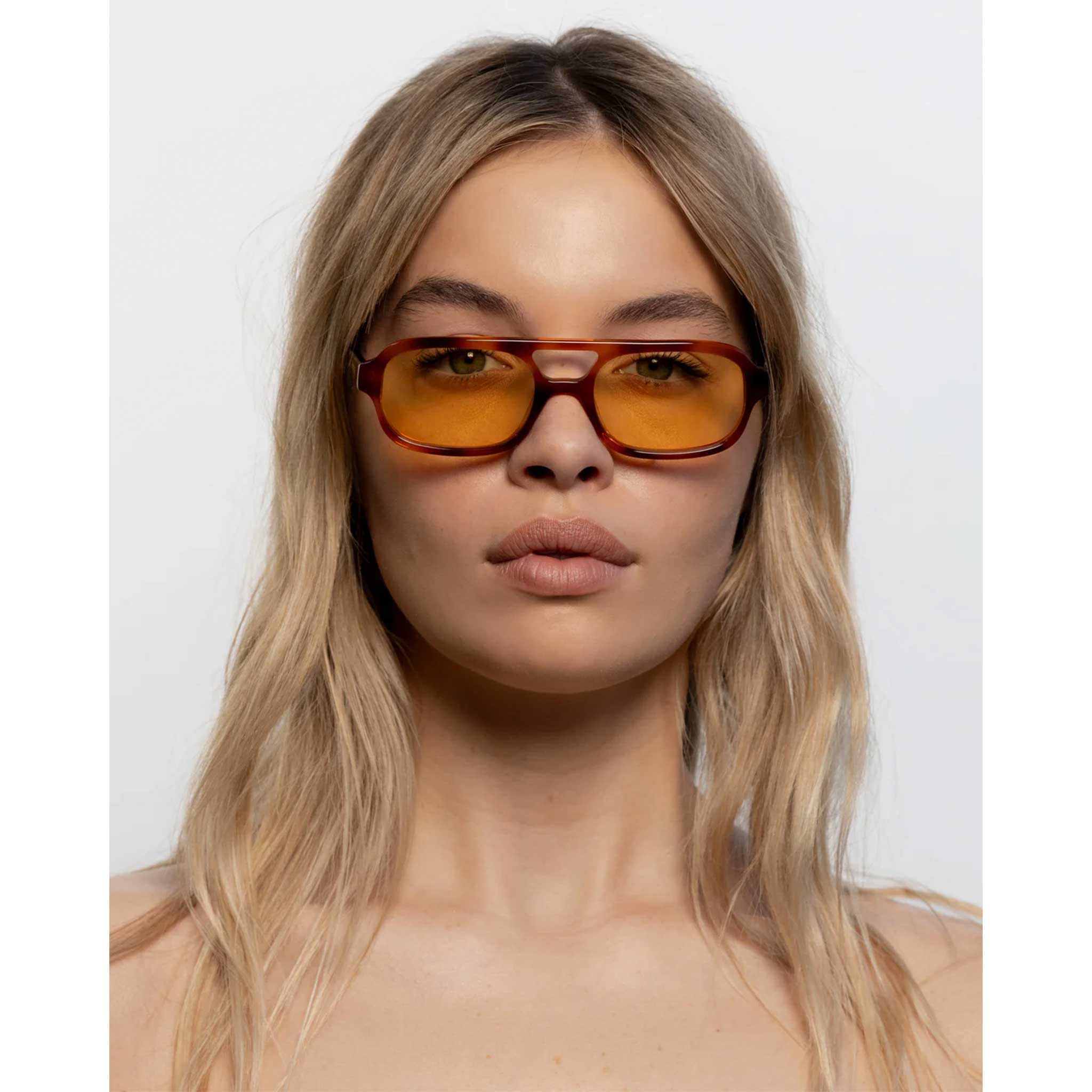 Sofia Sunglasses in Chestnut