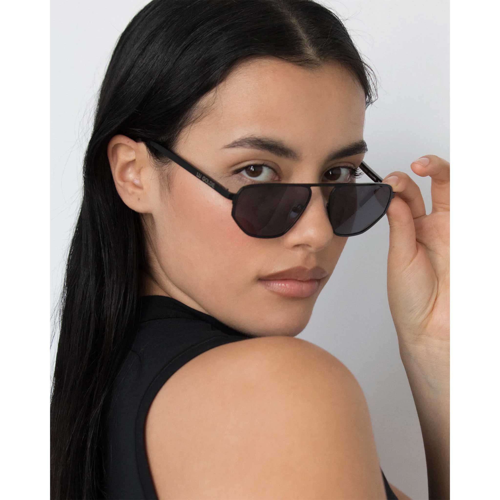 Victoire Sunglasses in Black