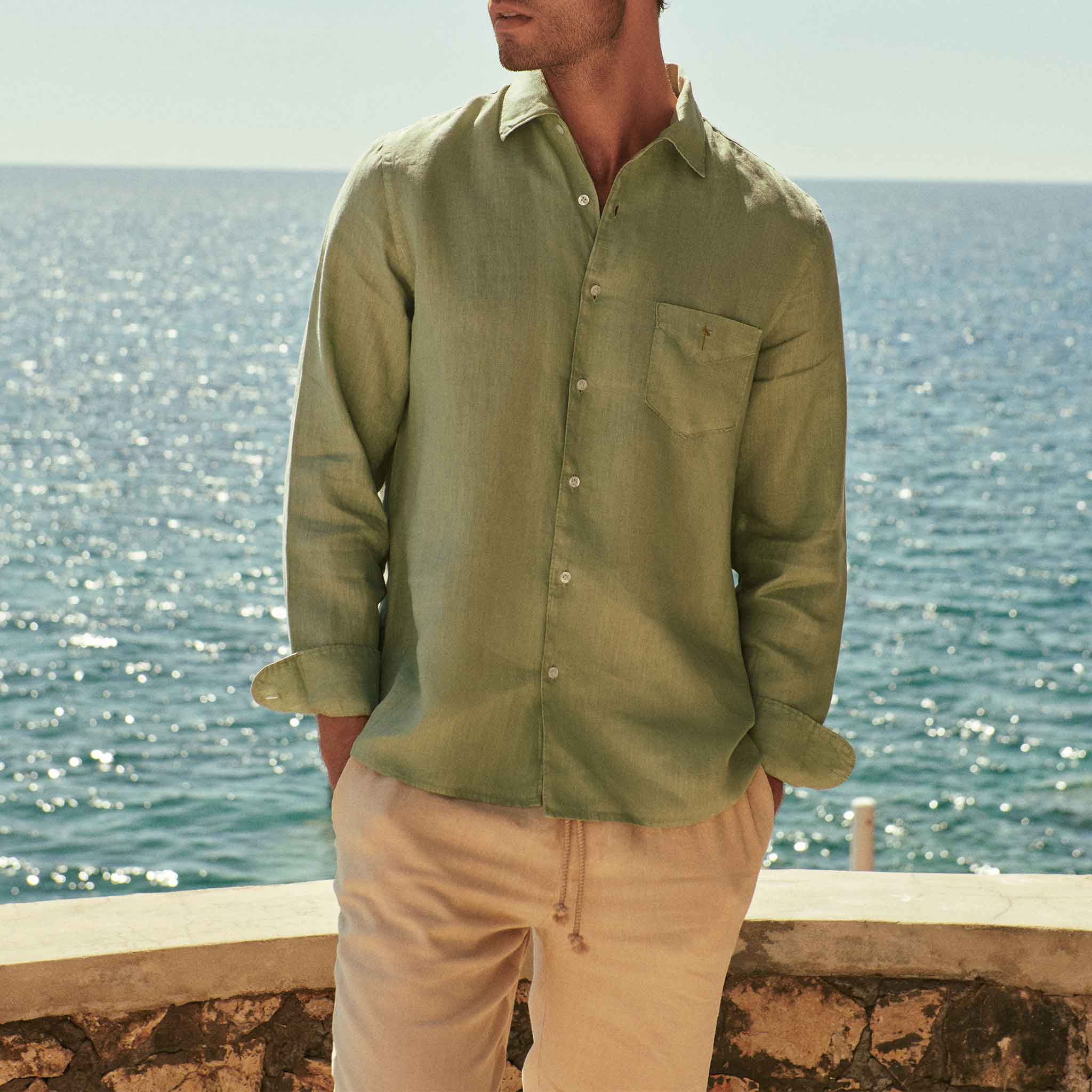Panama Linen Shirt in Military Green