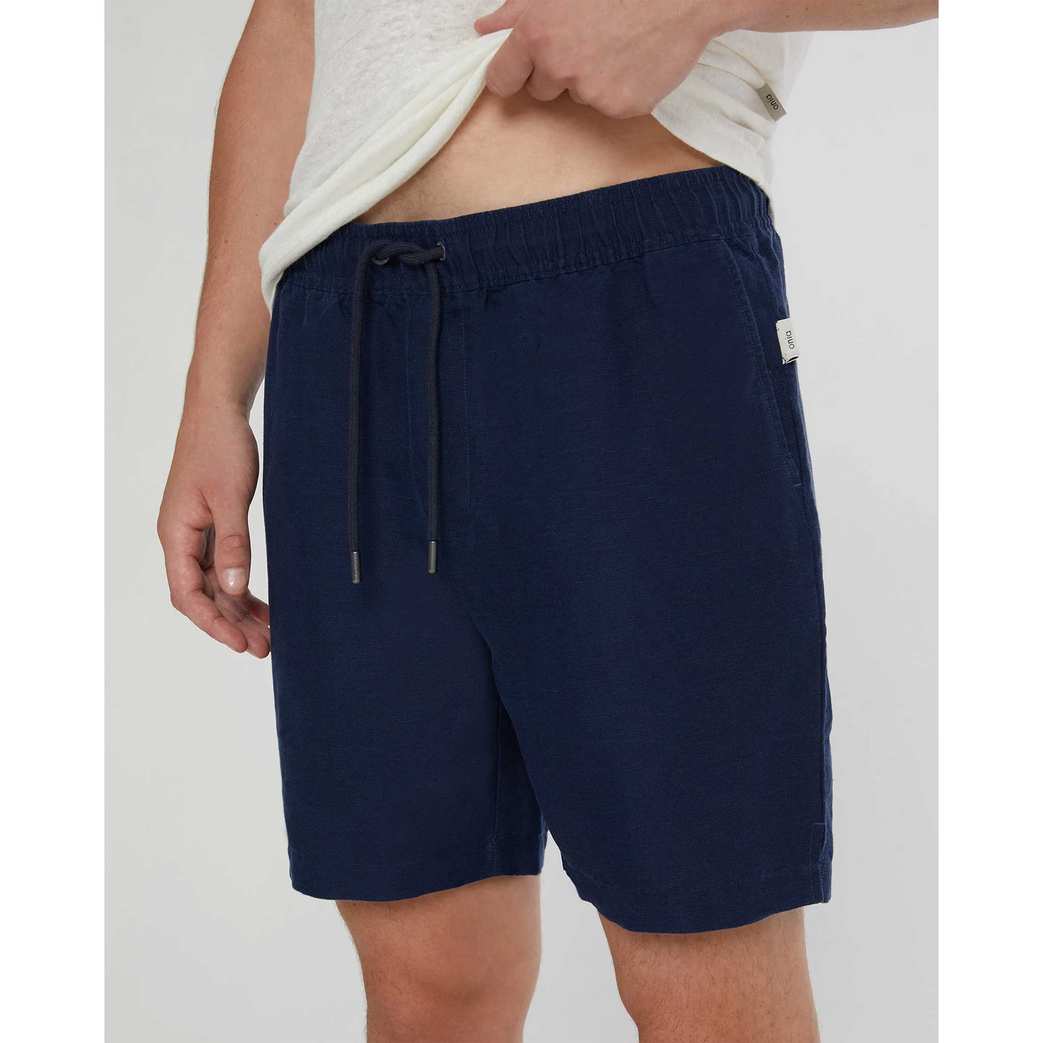 Air Linen Pull on Short in Deep Navy