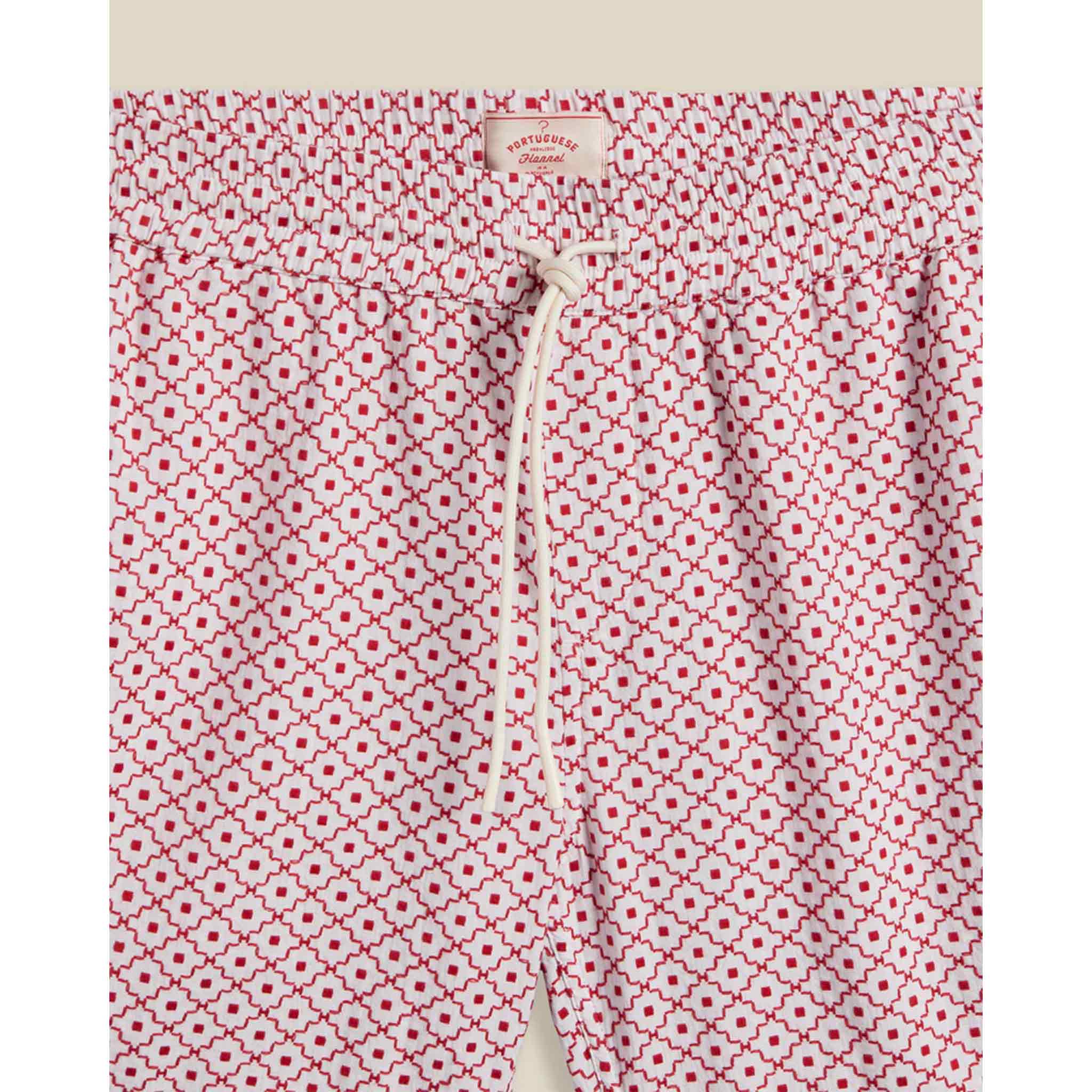 Tile Shorts in White/Red