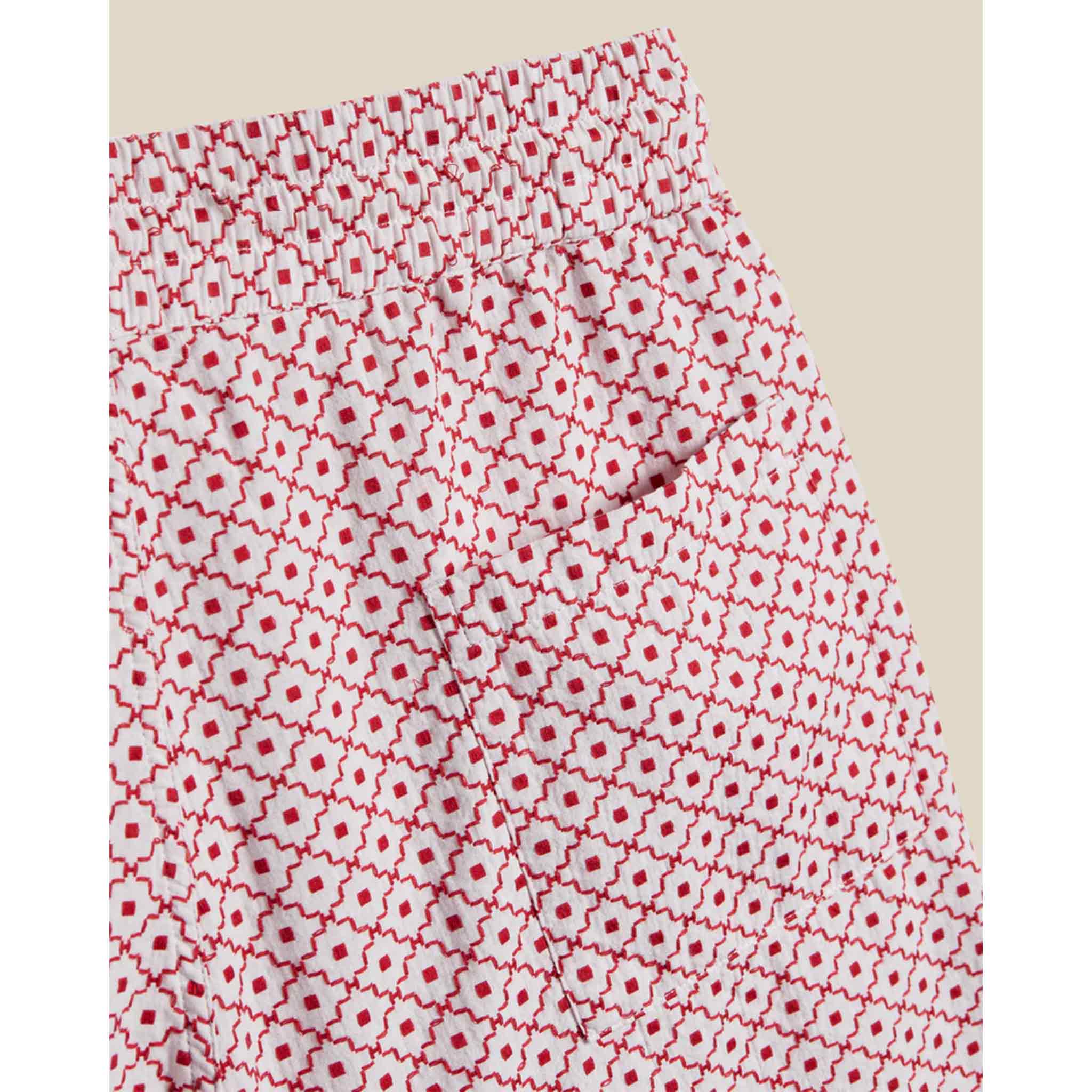 Tile Shorts in White/Red