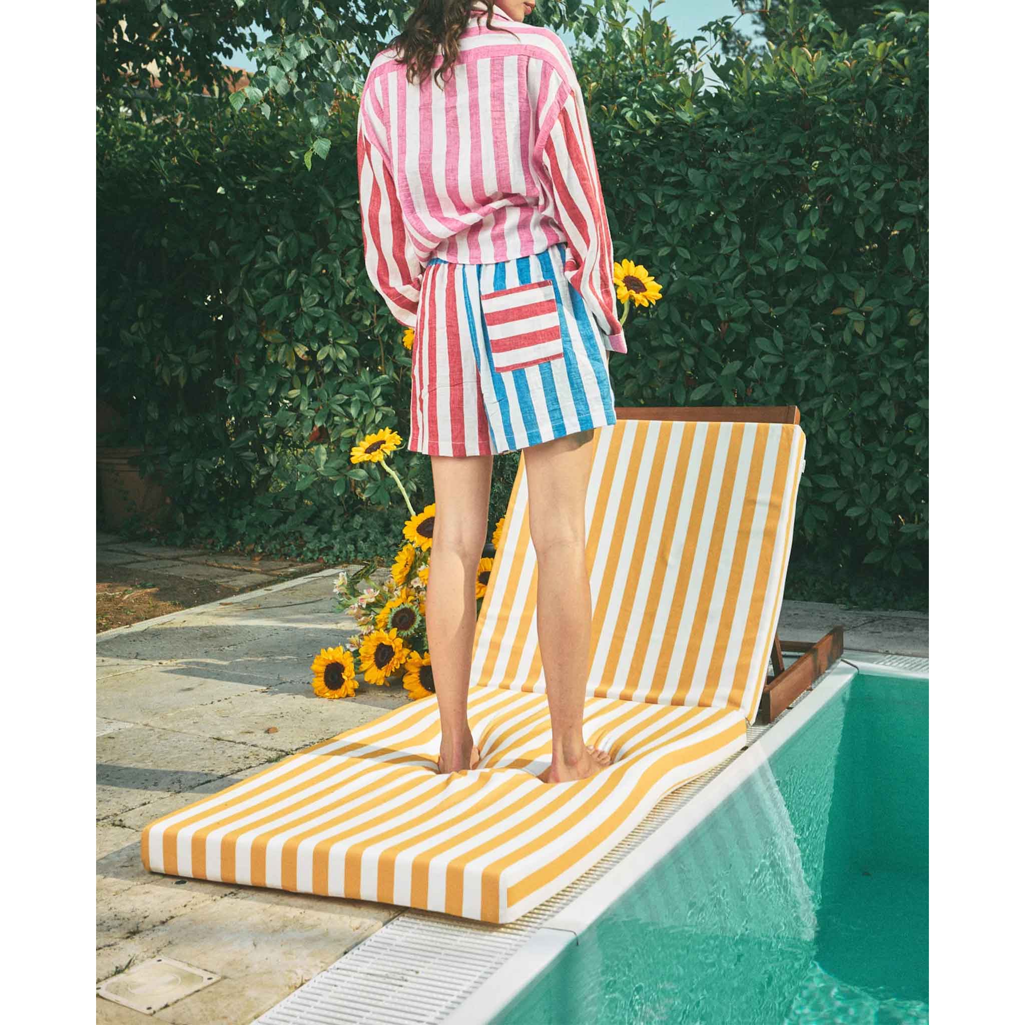 Newport Shorts in Blue/Red