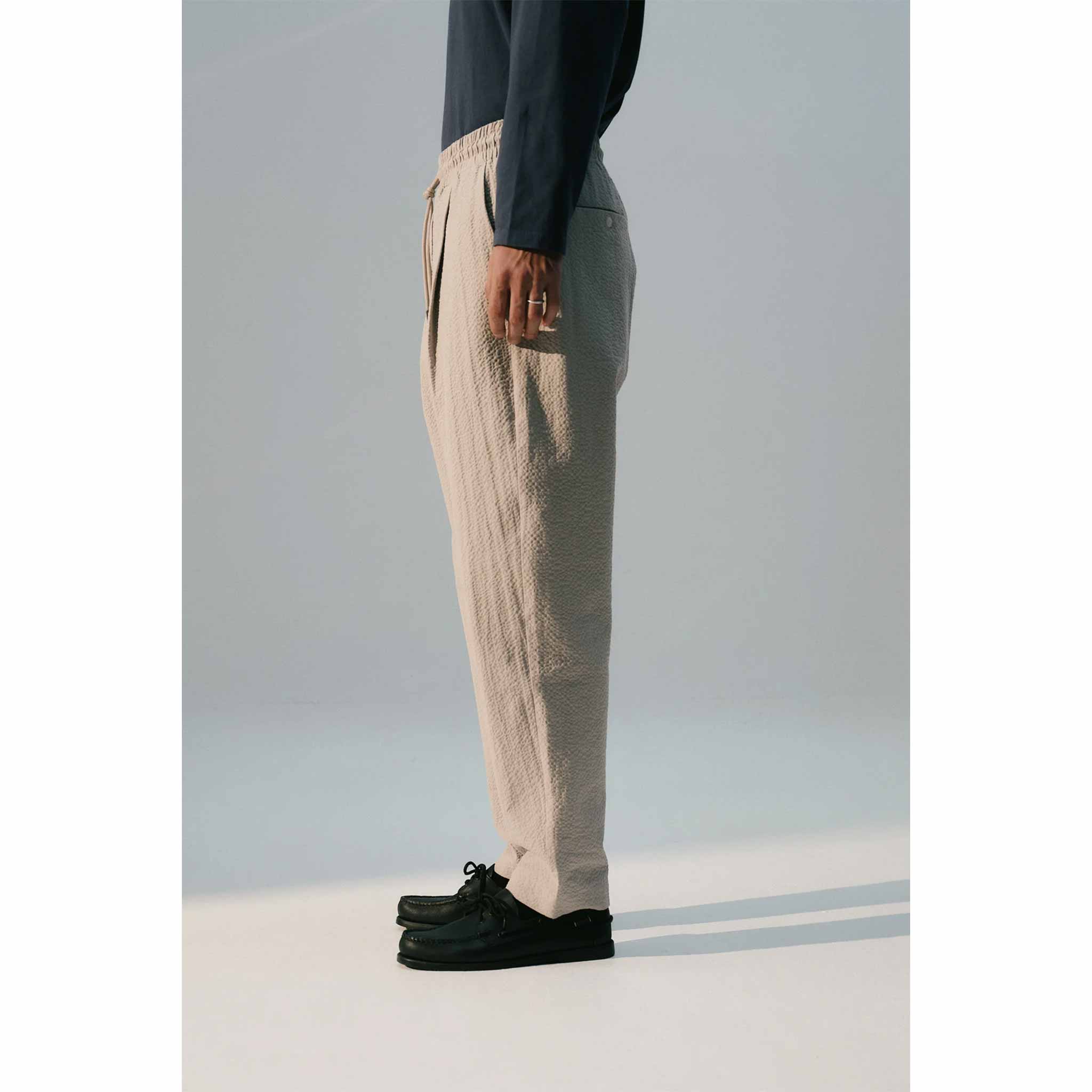 Seersucker Trousers in Warm Grey
